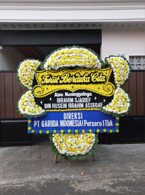 Papan Bunga Duka di Pulau Tiga Barat