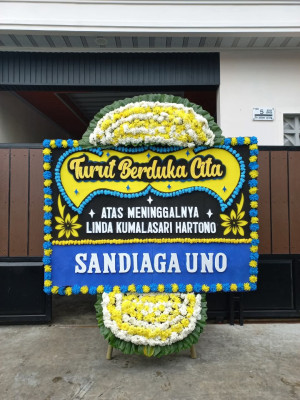 Papan Bunga Duka di Pulau Tiga Barat